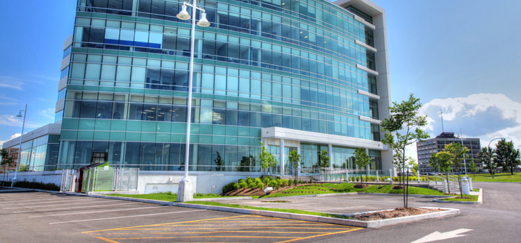 commercial glass door repair Bracebridge