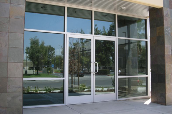Bracebridge-commercial-door-repair