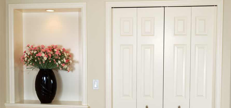 residential closet door repair in Bracebridge