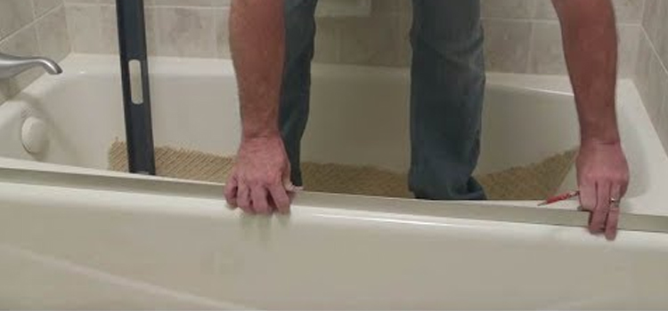 Sliding Shower Door Repair in Bracebridge